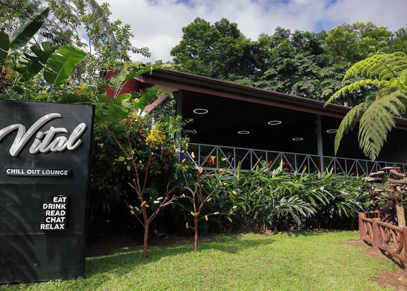 Alajuela La Fortuna Dining Area