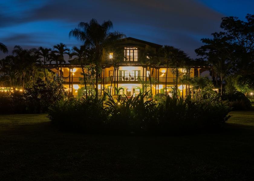 Cartago Turrialba Facade
