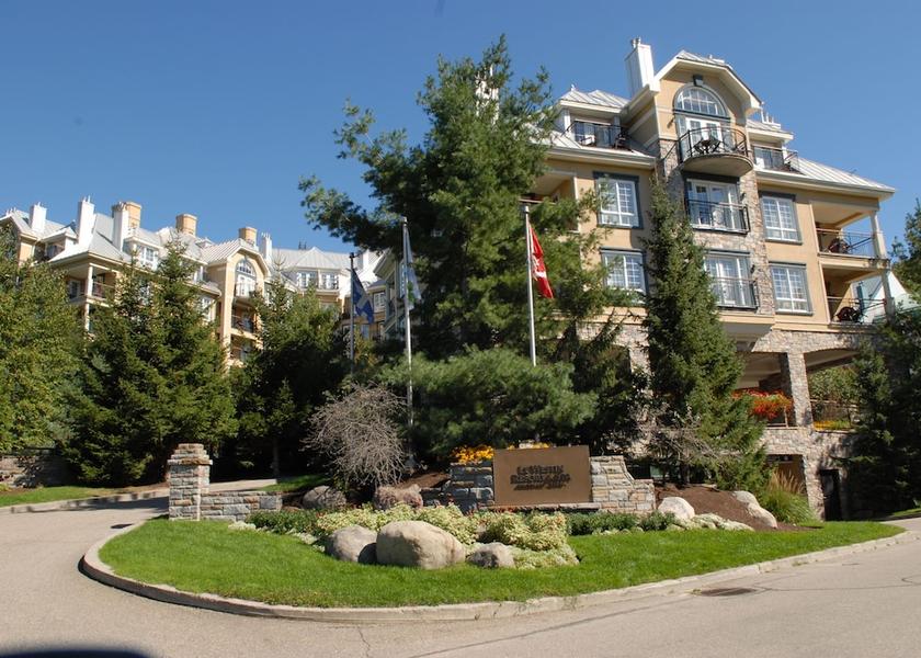 Quebec Mont-Tremblant Exterior Detail
