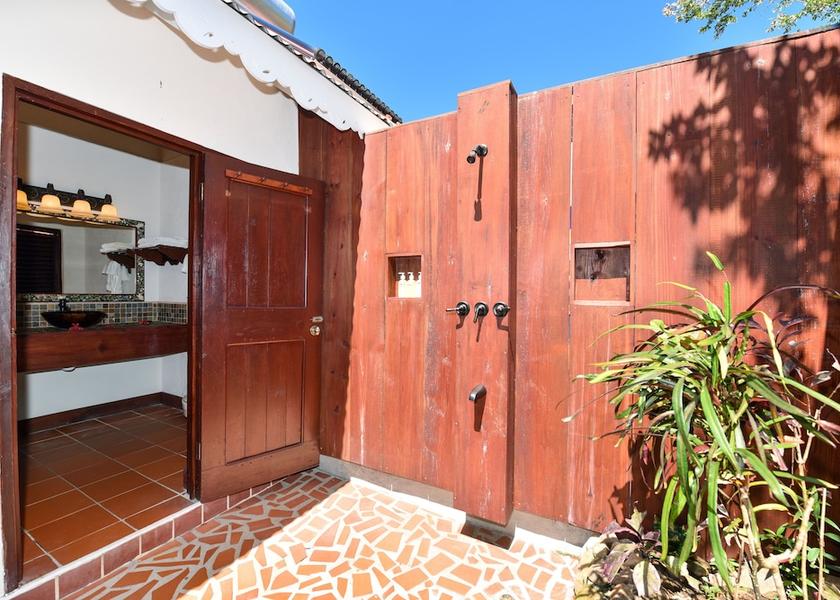  Anse La Raye Bathroom