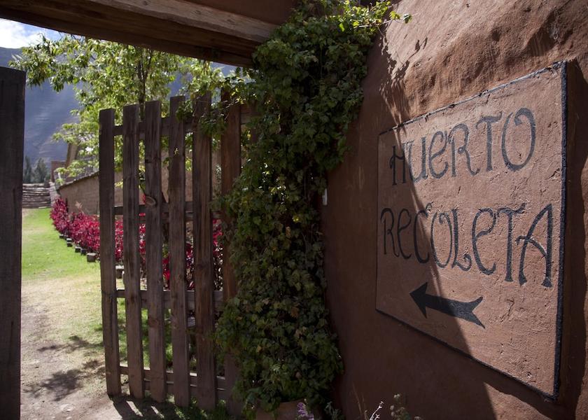 Cusco (region) Urubamba Exterior Detail