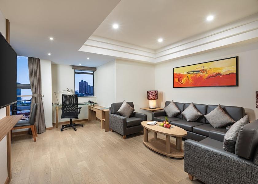 Shanghai Room