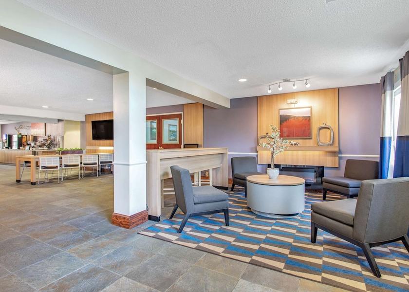 North Carolina Lillington Lobby