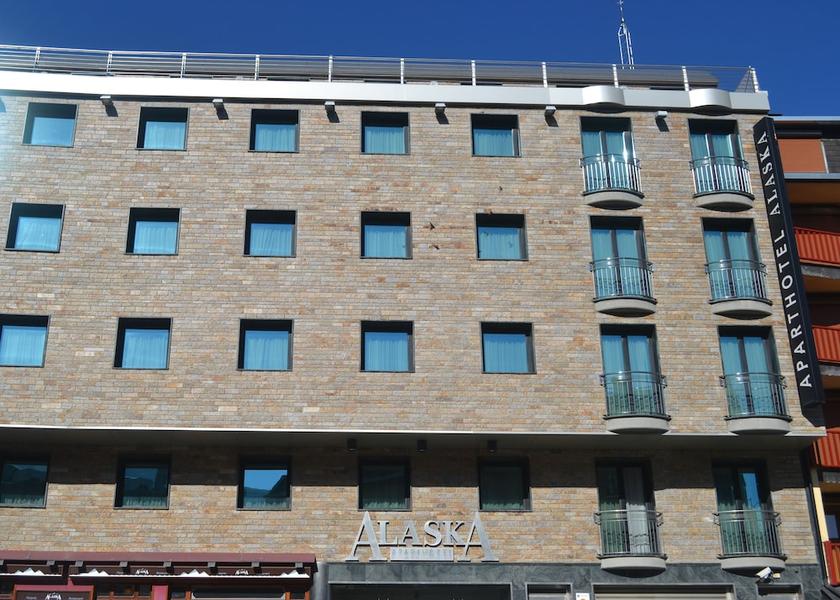 Occitanie Pas de la Casa Facade