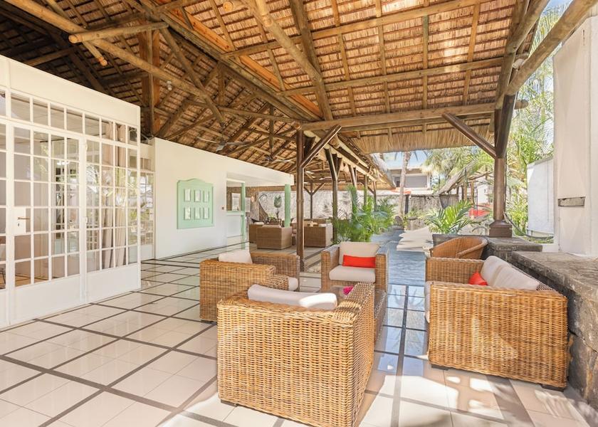 MU Tombeau Bay Reception