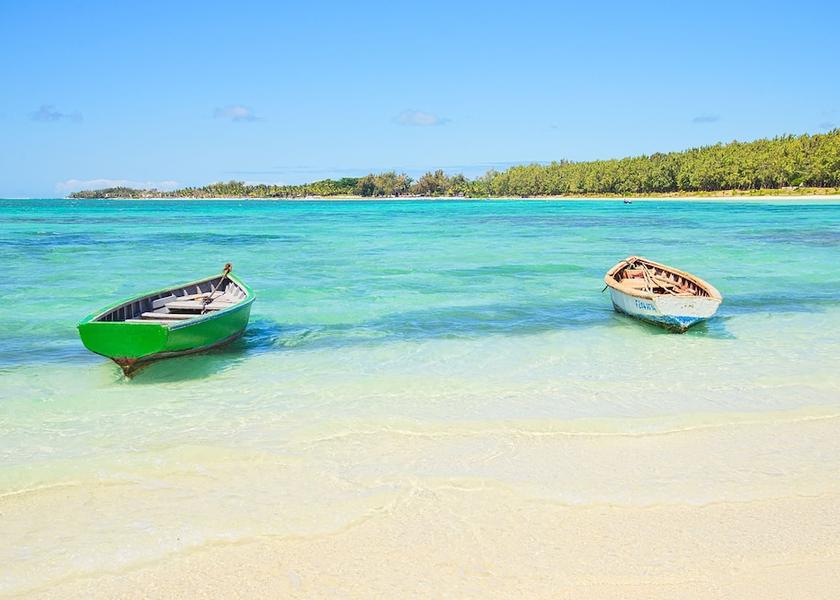  Belle Mare Beach