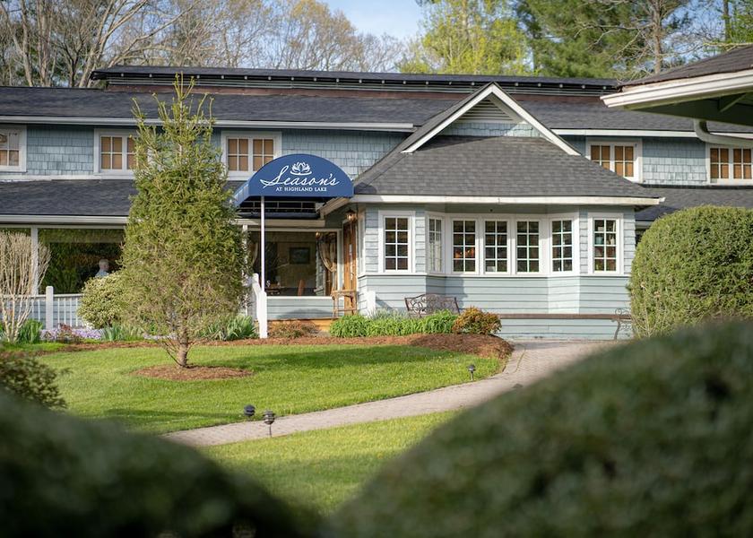 North Carolina Flat Rock Restaurant