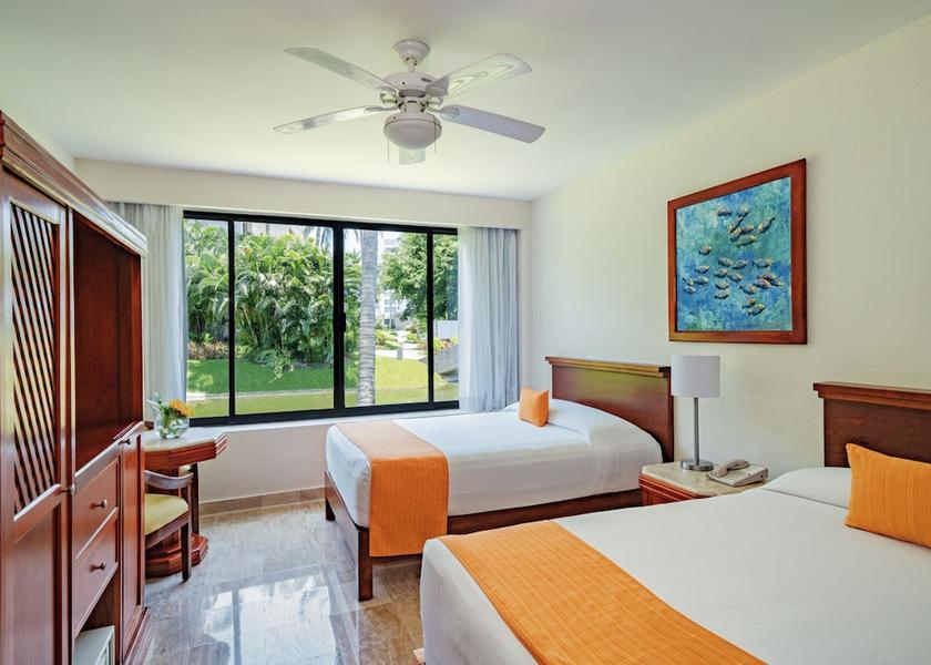 Guerrero Acapulco Room