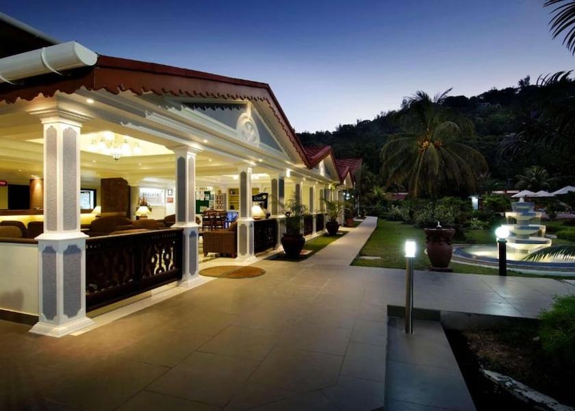 Baie Sainte Anne Praslin Island Primary image