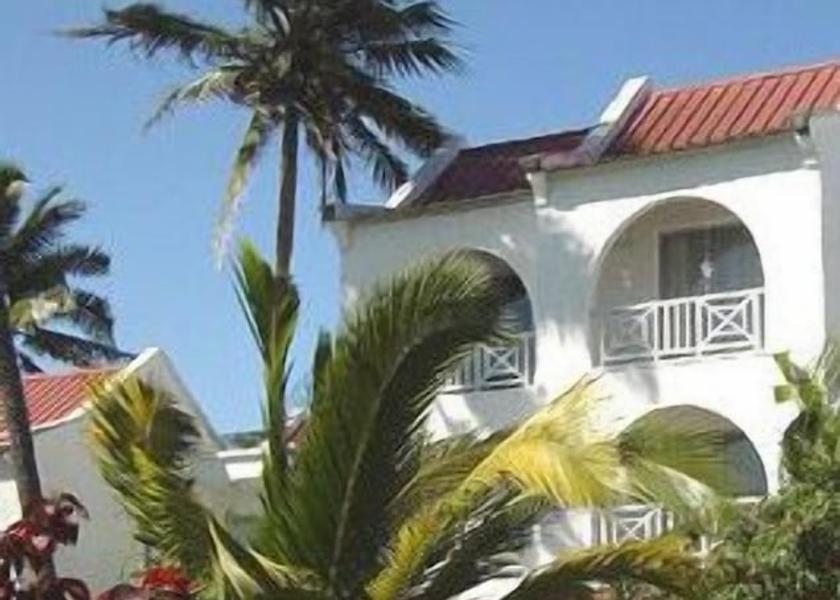MU Mauritius Exterior Detail