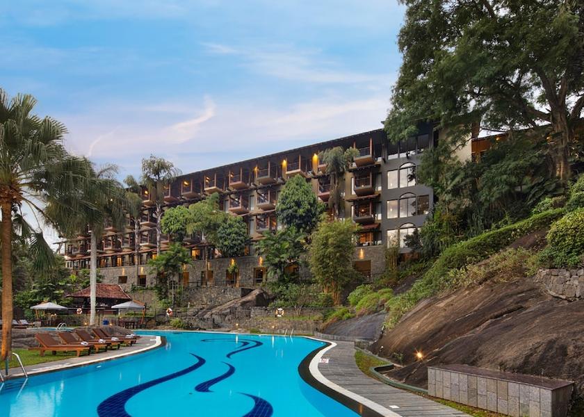 Central Province Kandy Outdoor pool