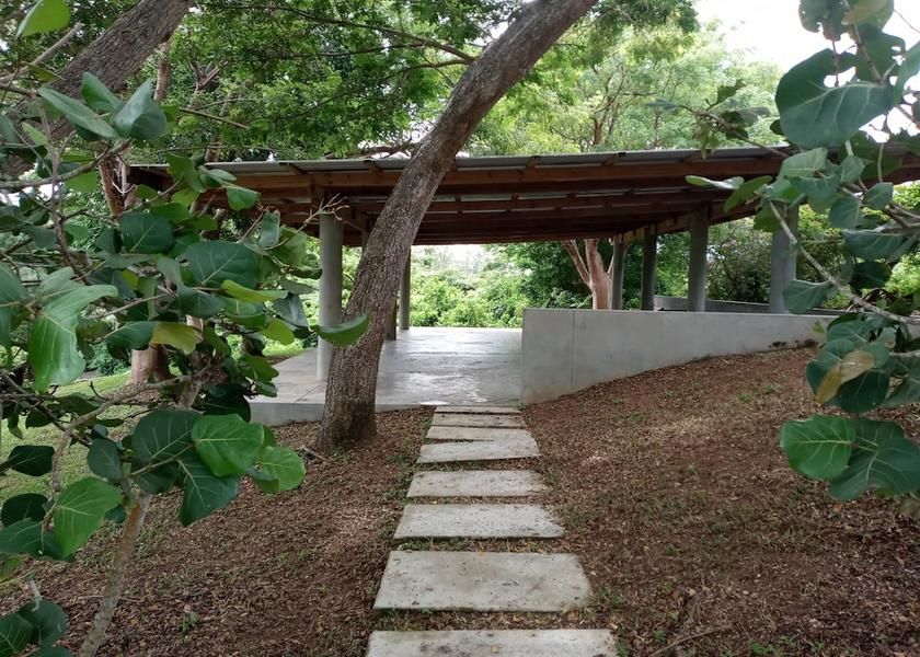  Vieques Facade