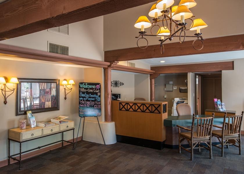 Arizona Cave Creek Lobby