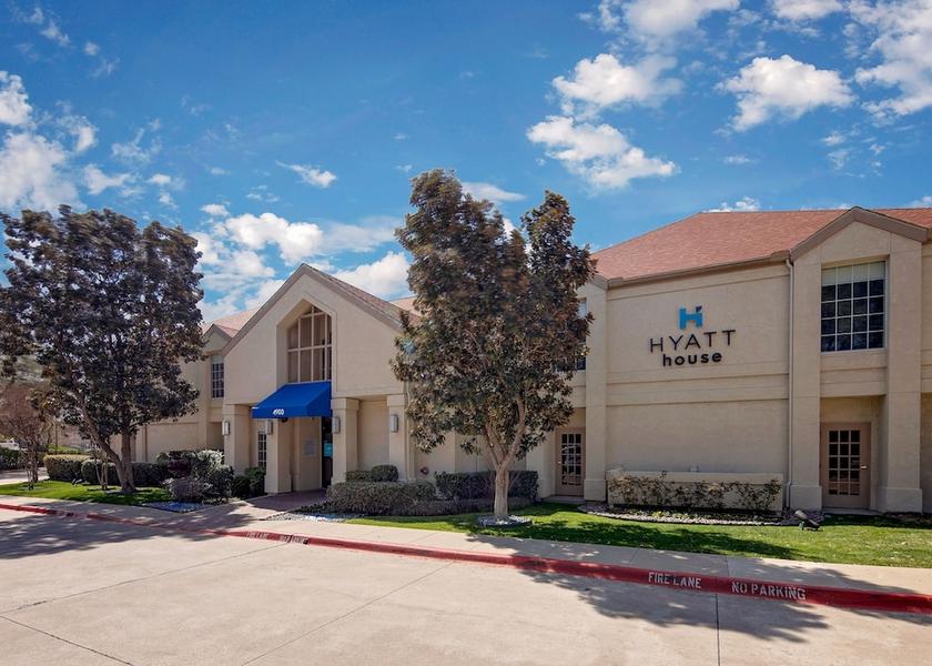 Texas Addison Facade