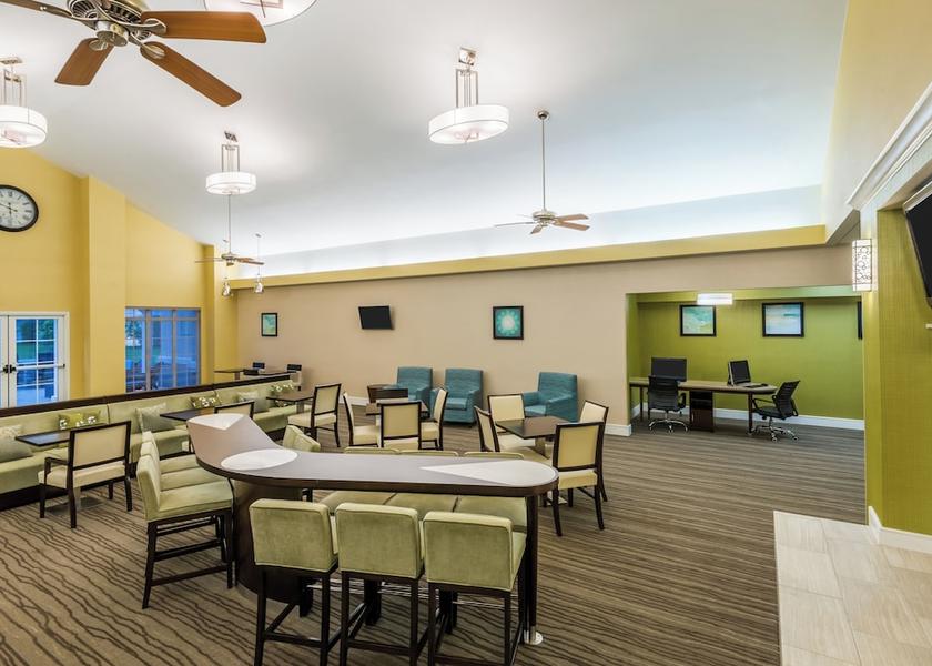 Missouri Maryland Heights Lobby