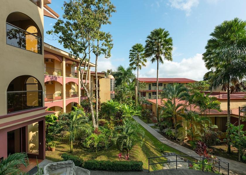 Alajuela La Fortuna Exterior Detail