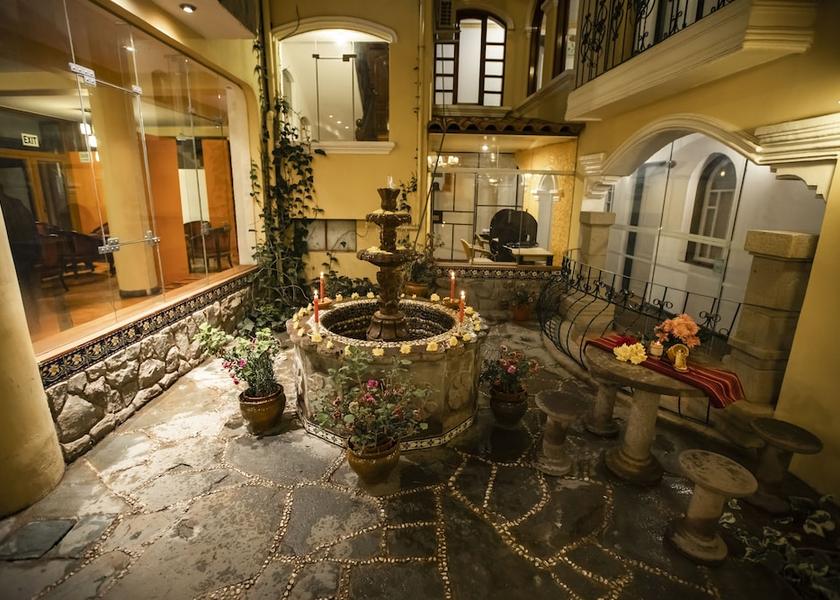 Puno (region) Puno Exterior Detail