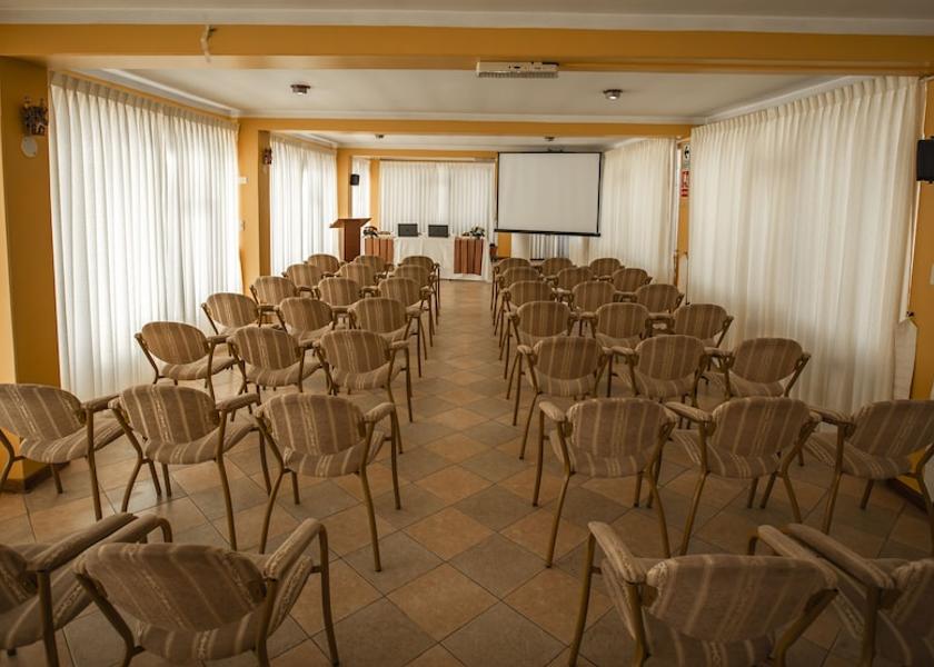 Puno (region) Puno Business Centre