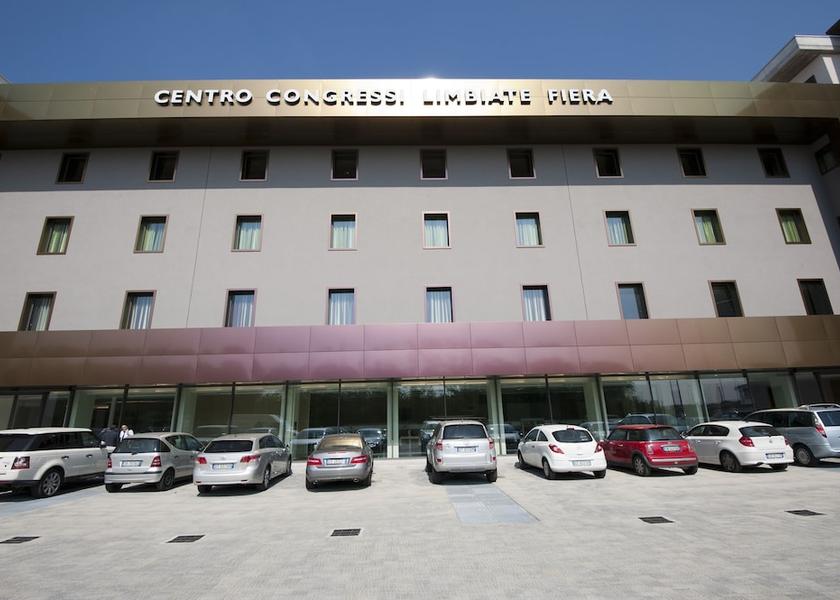 Lombardy Limbiate Parking