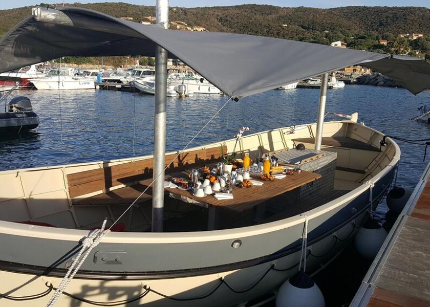 Corsica Serra-di-Ferro Breakfast meal