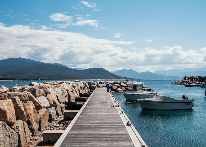 Corsica Serra-di-Ferro Exterior