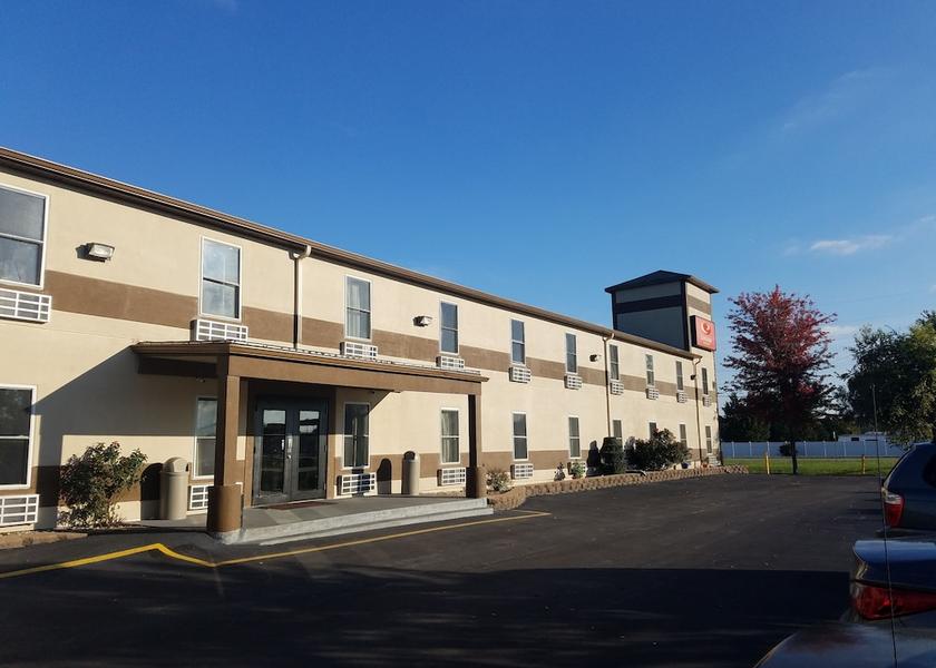 Illinois Granite City Facade