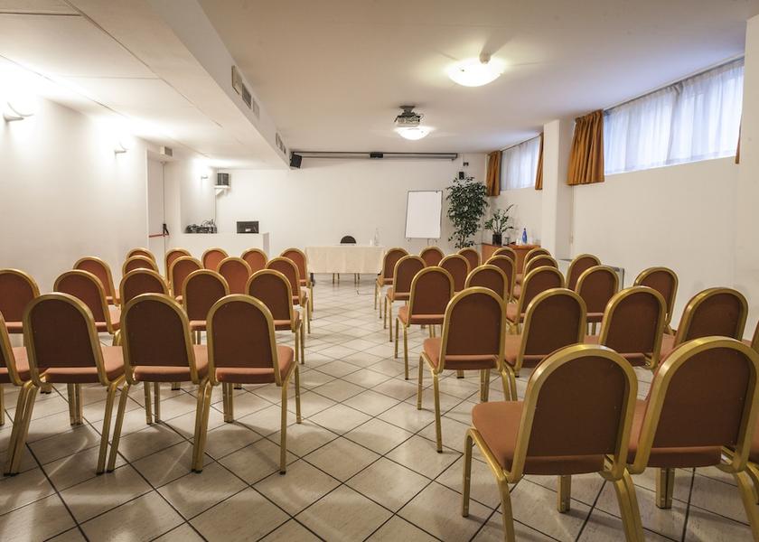 Lombardy Lallio Meeting Room