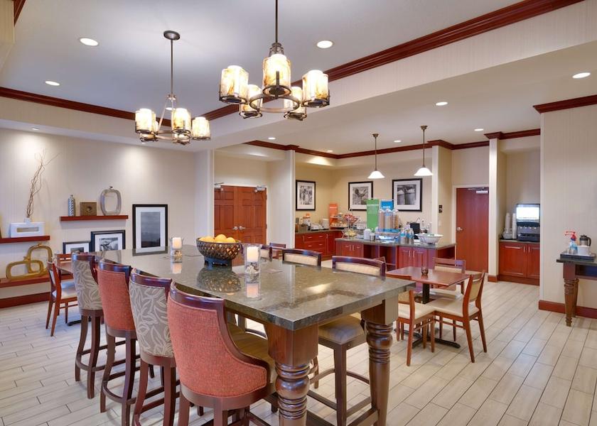 Utah Tremonton Lobby