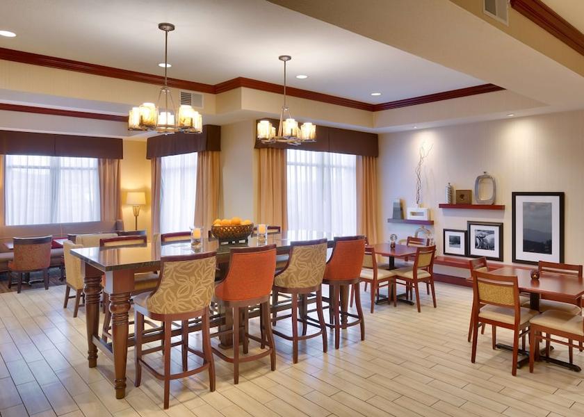 Utah Tremonton Lobby