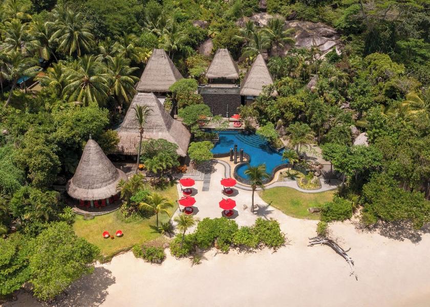  Mahe Island Exterior Detail