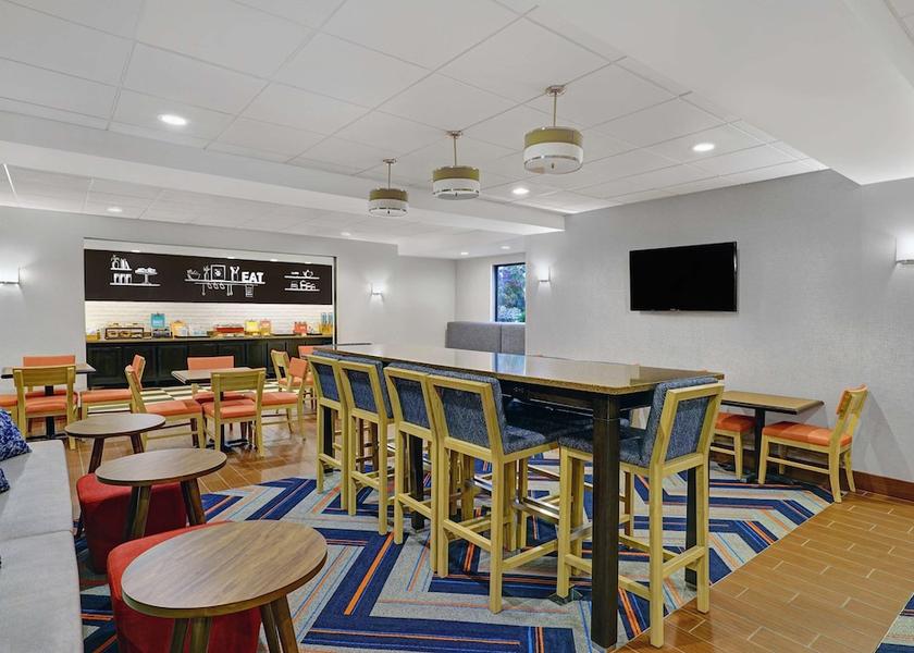 New York Utica Lobby