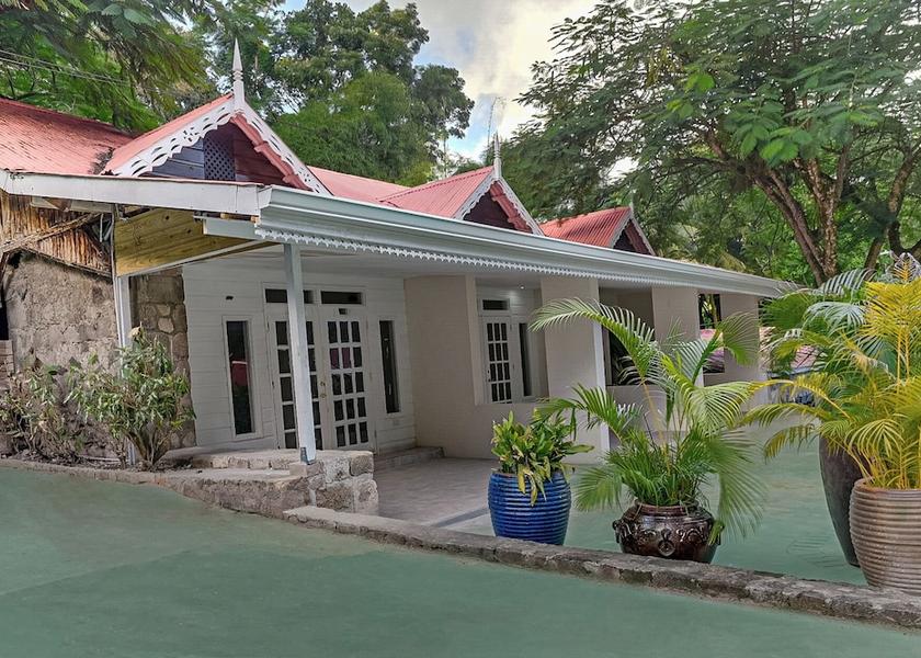  Soufriere Exterior Detail