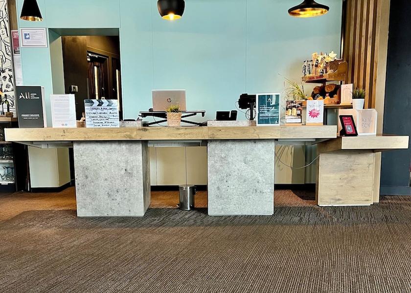 England Borehamwood Reception