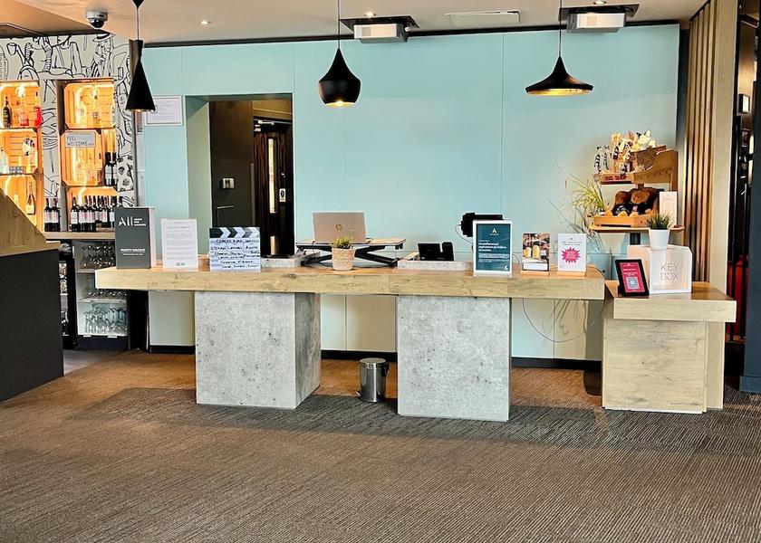 England Borehamwood Reception