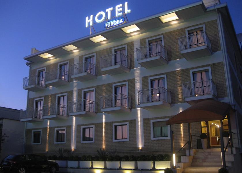 Campania Arzano Front of property - evening/night
