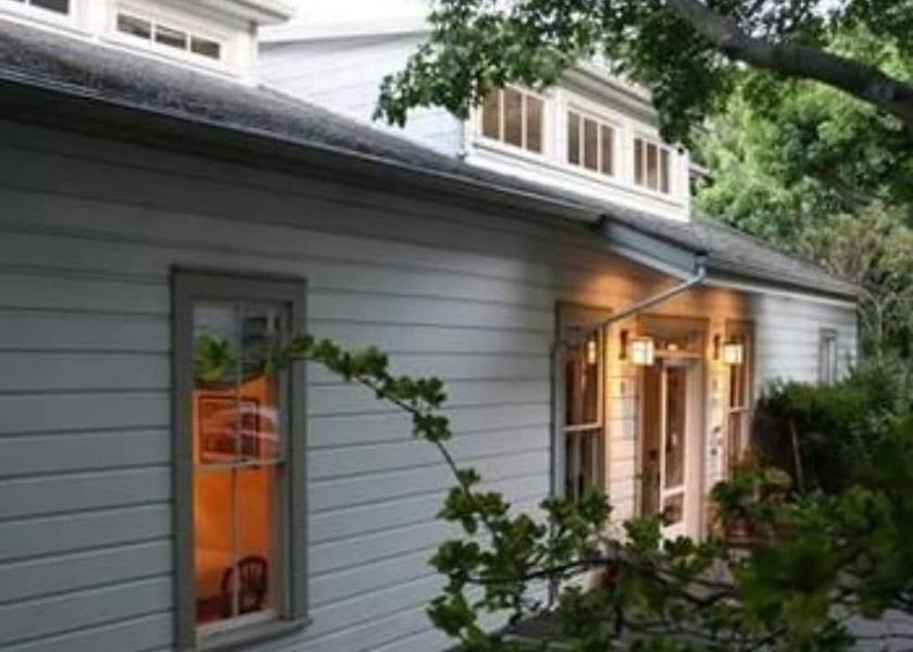 California Sausalito Exterior Detail