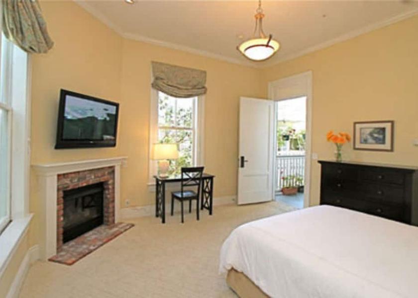 California Sausalito Room