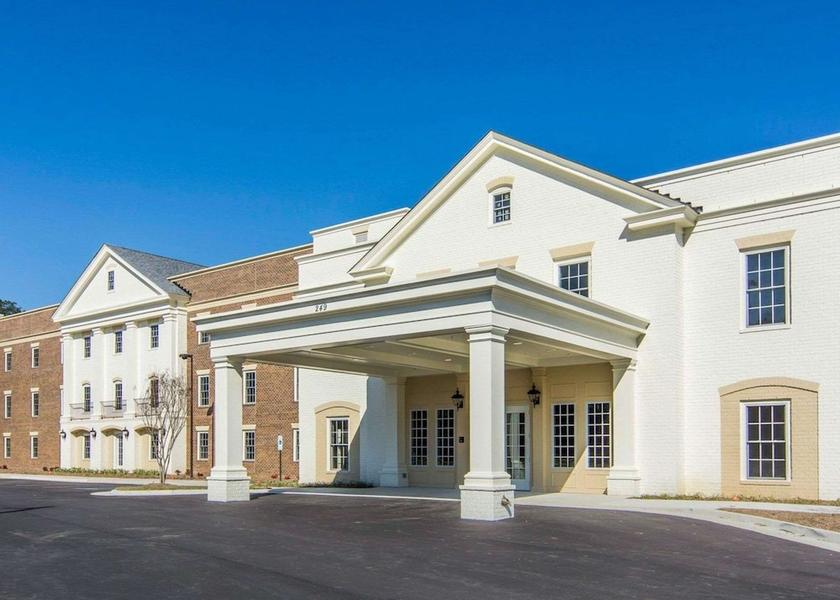 Virginia Williamsburg Exterior Detail