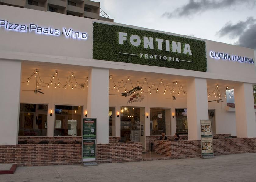 Quintana Roo Cancun Restaurant