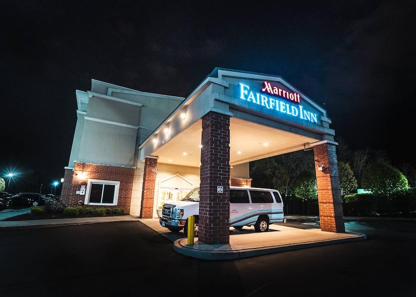 New York Medford Exterior Detail