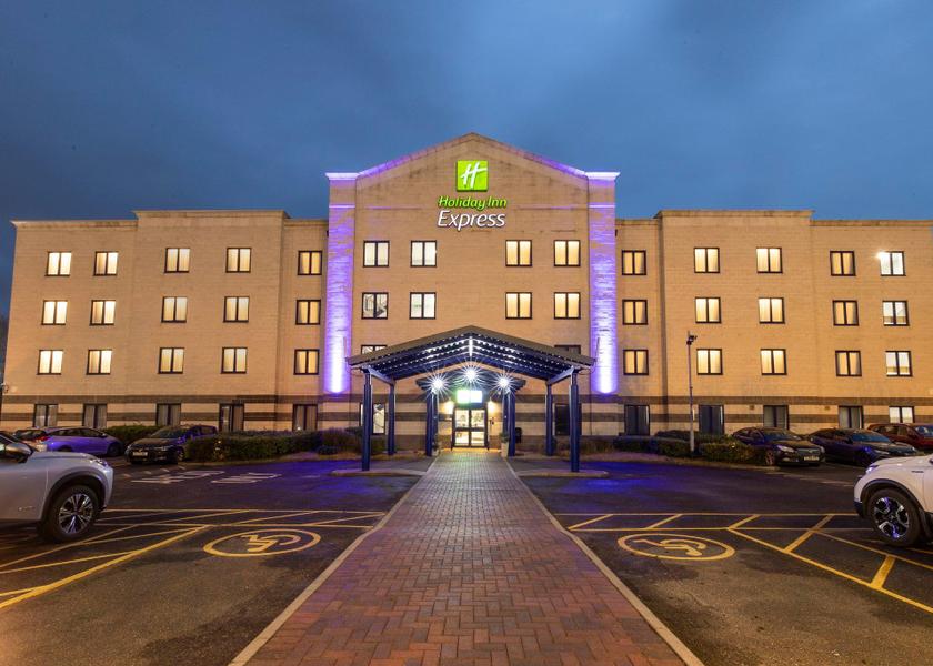 England Poole exterior view
