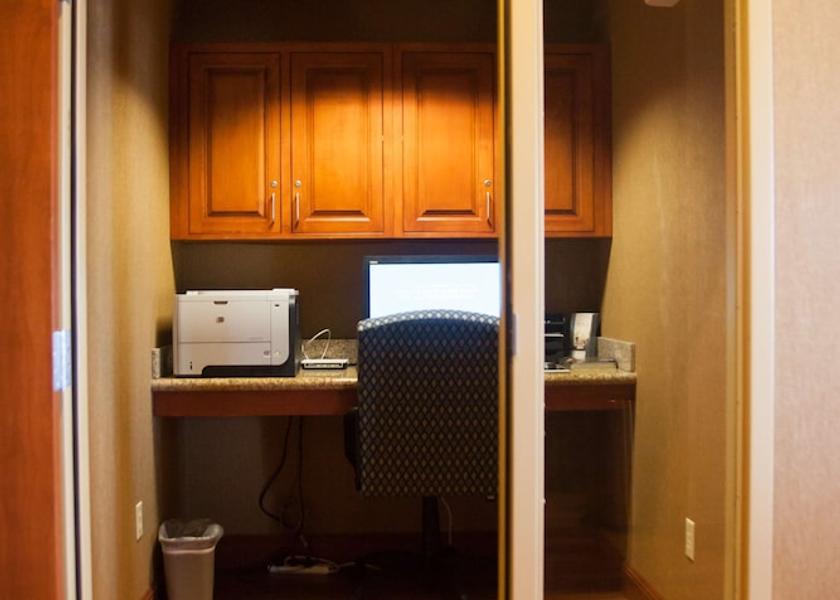 Arkansas Mountain Home Business Centre