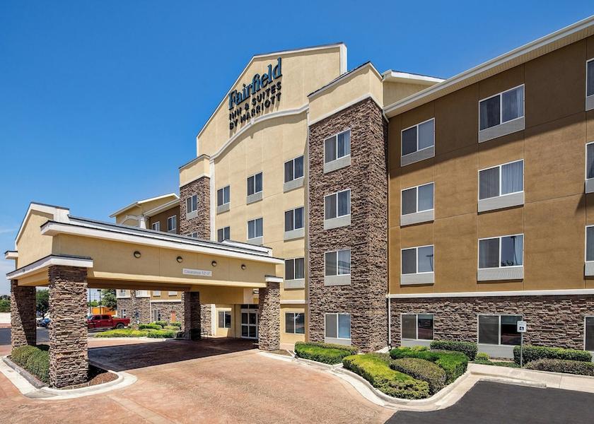 New Mexico Hobbs Exterior Detail