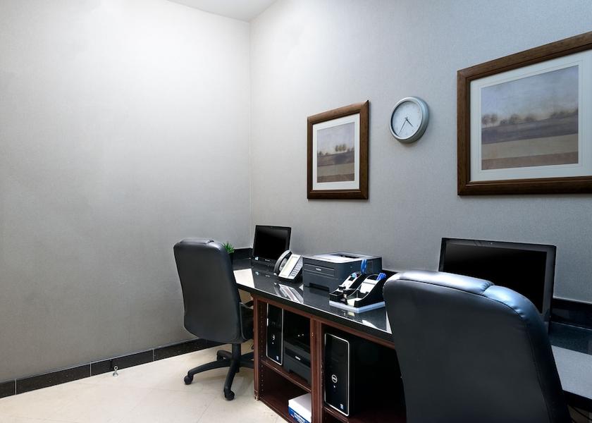 California Hawthorne Amenity