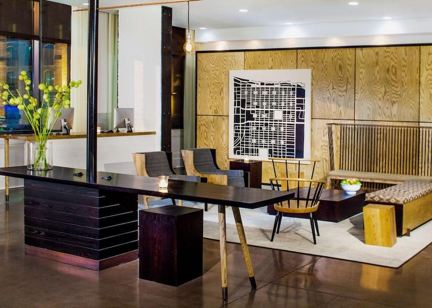 Georgia Savannah Lobby