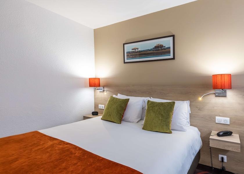 Nouvelle-Aquitaine Gradignan Room