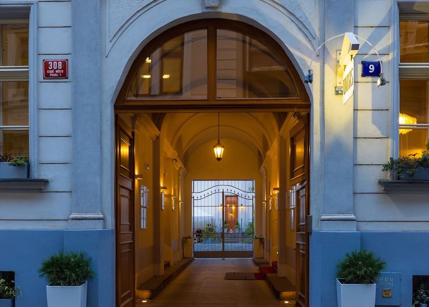  Prague Property entrance