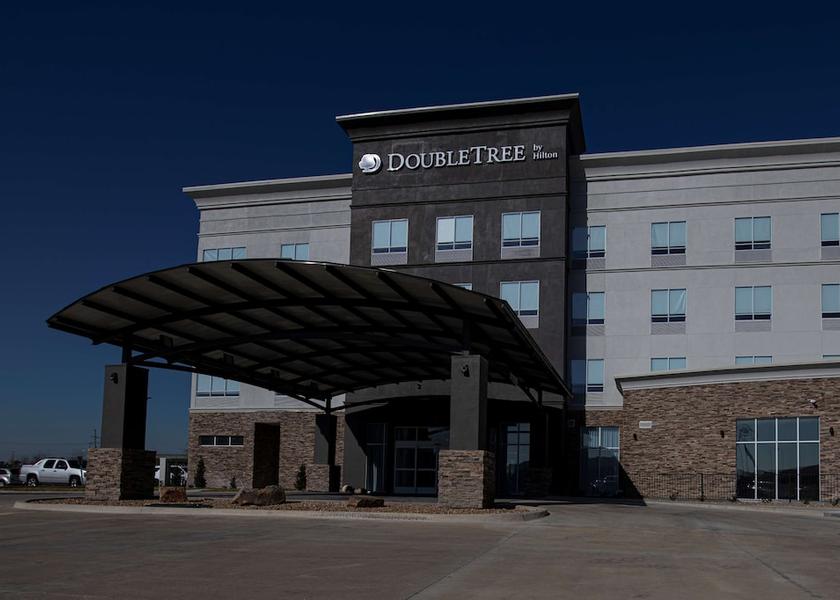 Louisiana Sulphur Exterior Detail