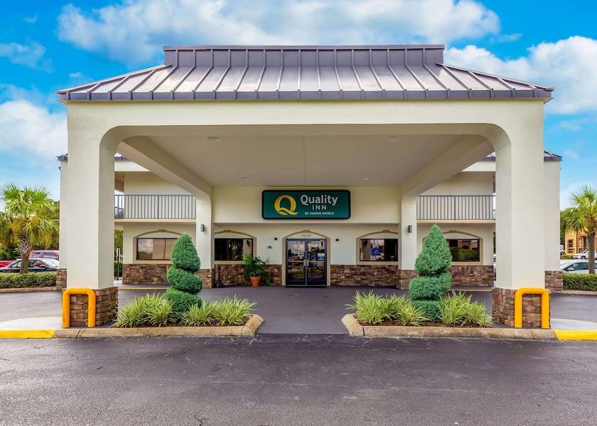 Alabama Mobile Exterior Detail