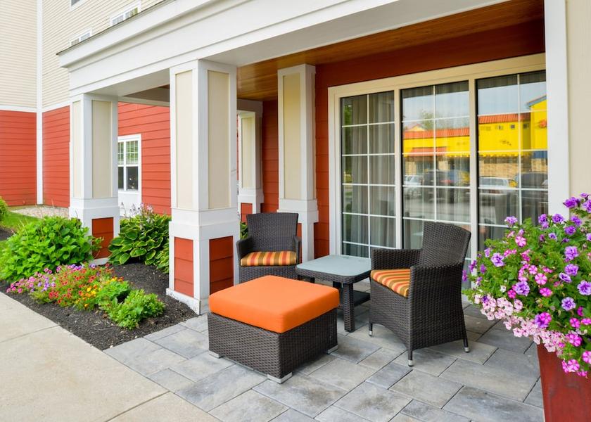 New Hampshire Dover Exterior Detail